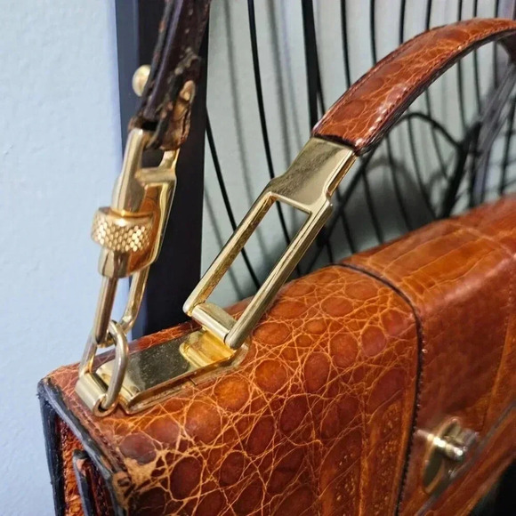 Vintage Rare Venezuelan Leather Animal Pattern Gold  Hardware Shoulder Bag - Picture 4 of 16